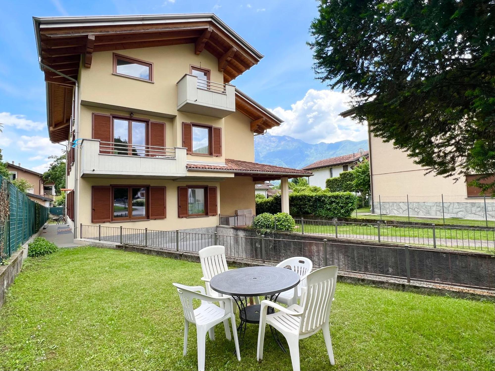 Casa Mimosa The Green View Apartment Domaso Bagian luar foto